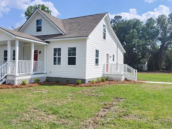 481 S Railroad Ave, Ridgeville, SC 29472