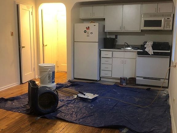 3rd image of 300 Linden Blvd APT 1B