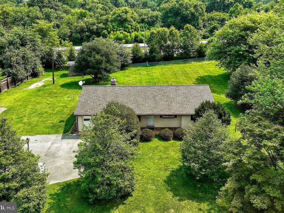 1st image of 5667 Oakland Mills Rd