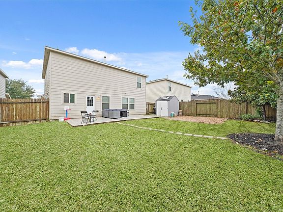 4th image of 1312 Barton Creek Ln