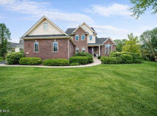 7906 Clover Creek Rd, Maumee, OH 43537