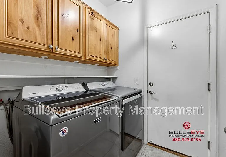 3736 E Woodside Way — Photo 13