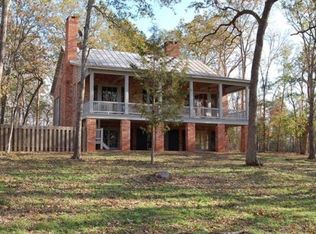 7023 Schoenau Rd, Brenham, TX 77833