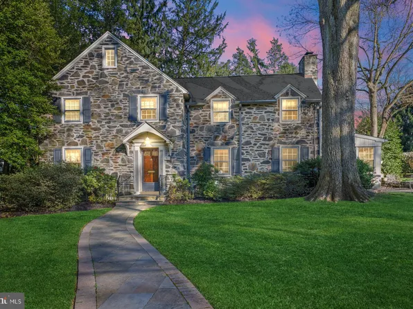 701 Braeburn Ln, Penn Valley, PA 19072