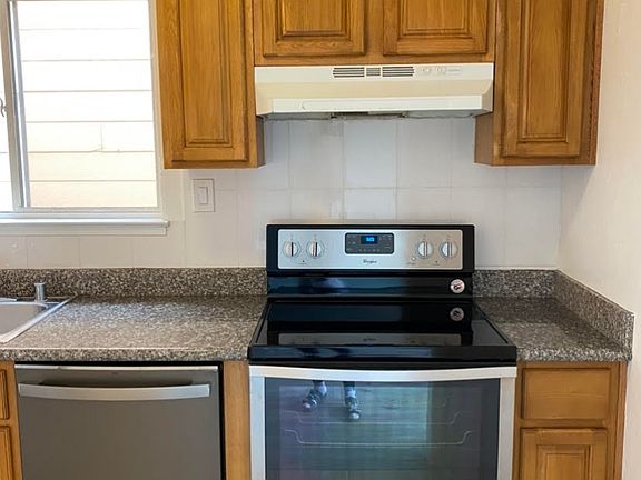 3rd image of 2450 Fulton St APT 204