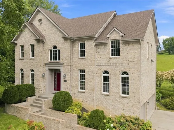 123 Foxwood Dr, Wexford, PA 15090