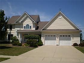 8132 Donnington Dr