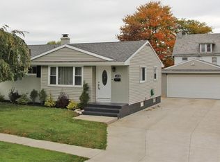 1310 W 40th St, Erie, PA 16509