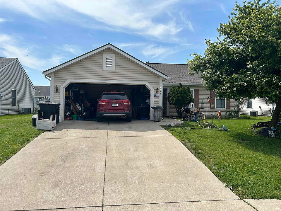 2nd image of 3344 Sibley Ln