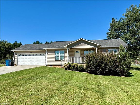 2nd image of 404 Trindale Rd