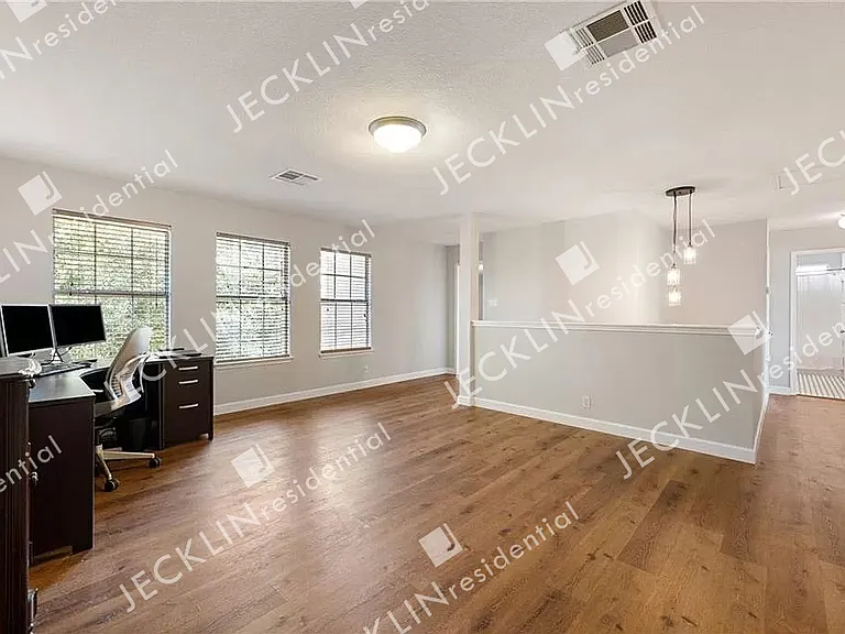 100 David Dr — Photo 15
