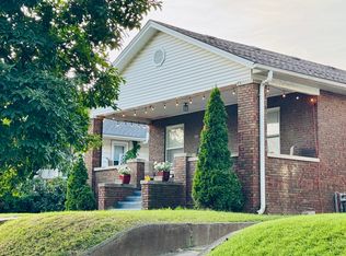 729 W Vine St #1, Springfield, IL 62704