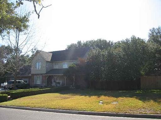 1st image of 140 GRAND OAKS DR
