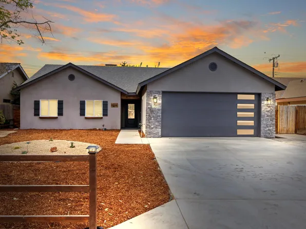 616 W Vassar Ave, Visalia, CA 93277