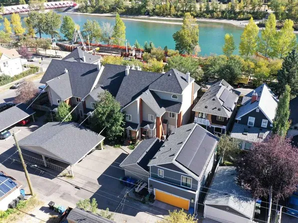 107 9th St NW, Calgary, AB T2N 1T1