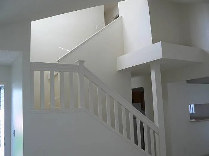 3 bed, 2.5 bath, 1359 sqft, $3,700 — Photo 4