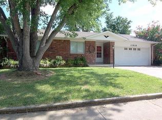 11816 E 64th St S, Broken Arrow, OK 74012