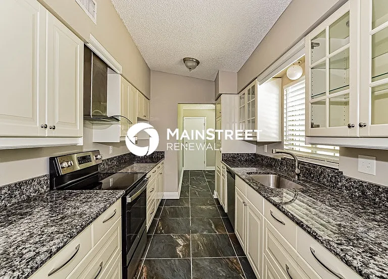 6212 Chinaberry Dr — Photo 3