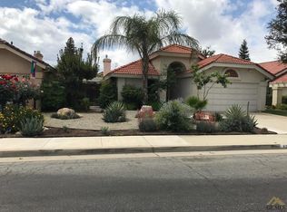 8217 Portsmouth St, Bakersfield, CA