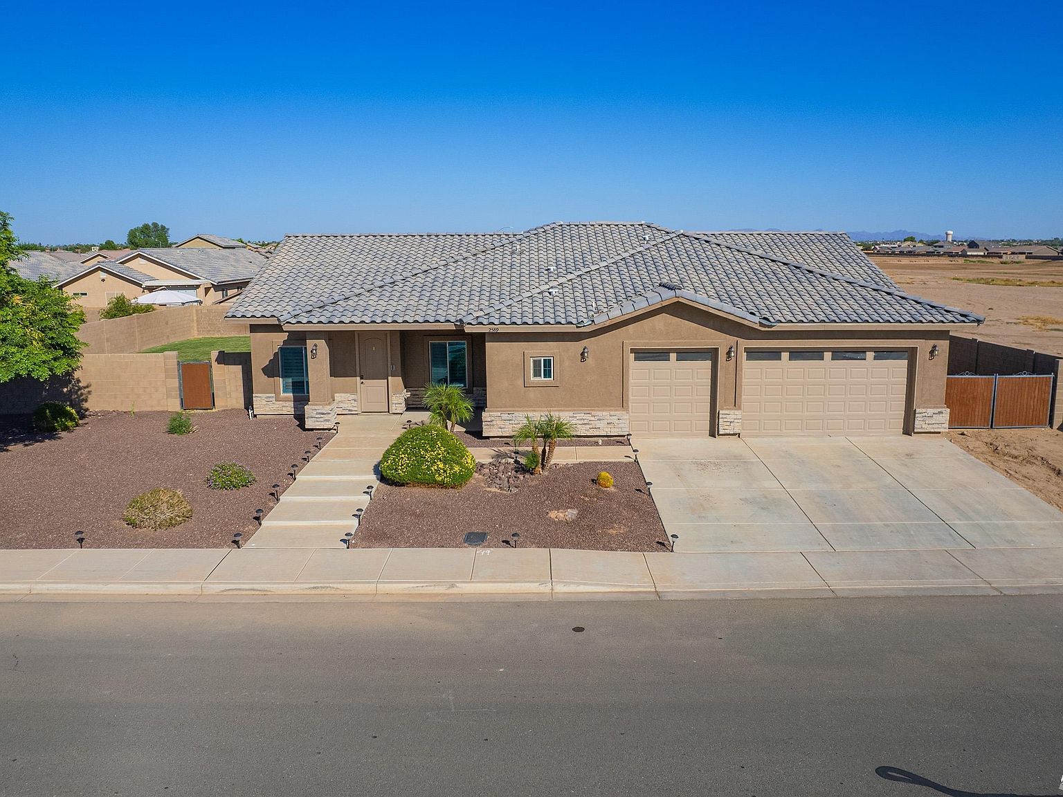 2589 S 43rd Trl, Yuma, AZ 85364 | MLS #20254659 | Zillow