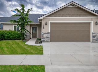 9445 W Woodland Dr, Boise, ID 83704