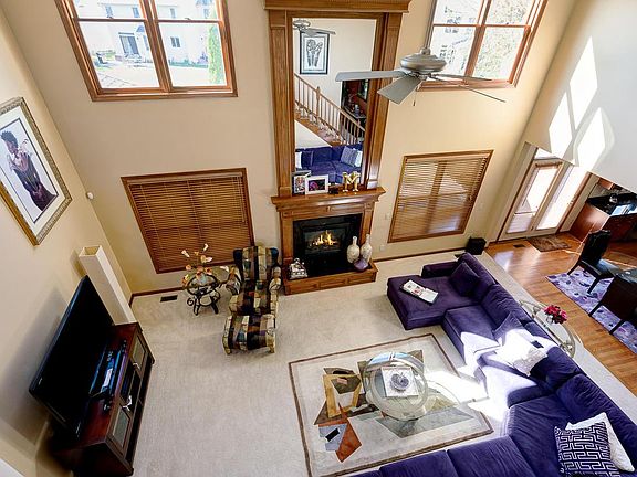 4th image of 8963 Winding Creek Way