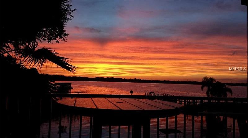 Balcony Sunset View!