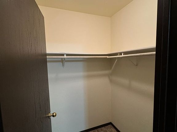 3rd image of 1686 Shawano Ave #22