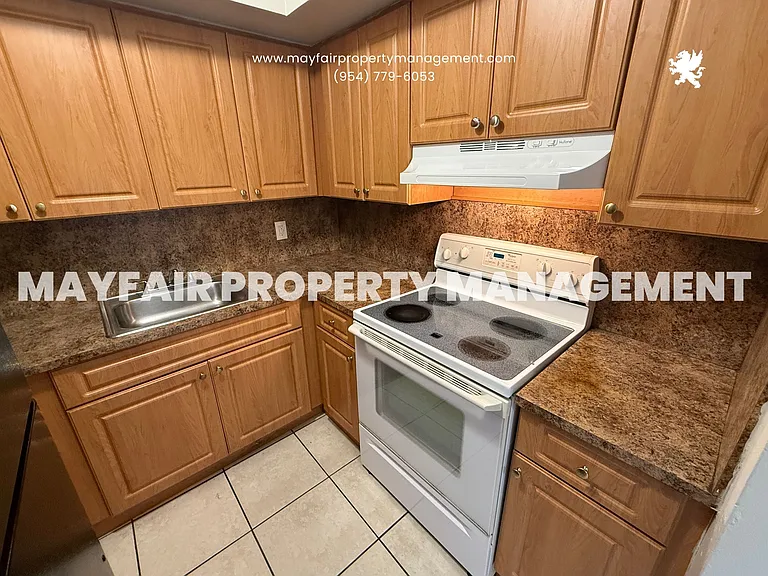 401 NW 43rd St — Photo 5
