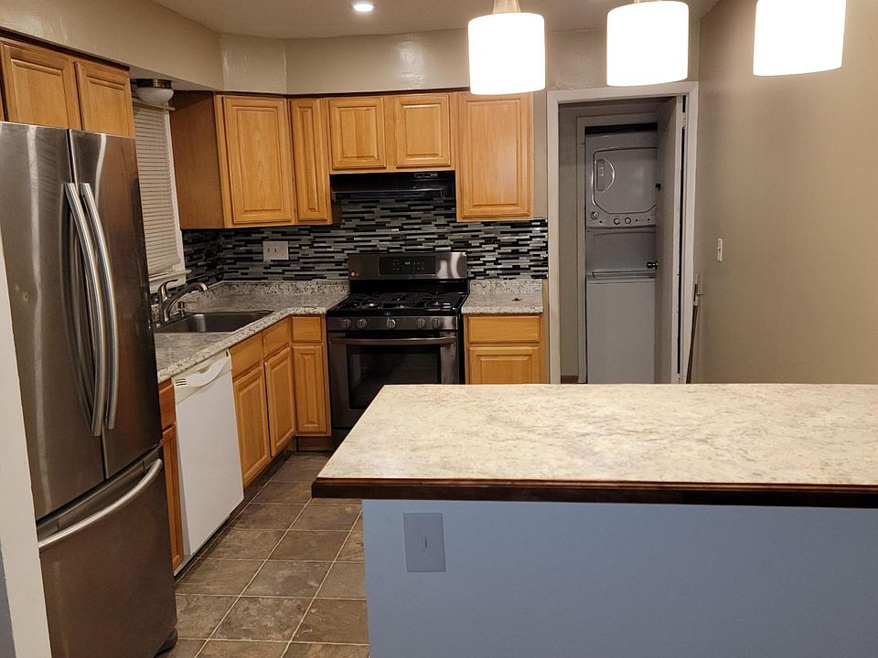 2nd image of 1263 Biscayne Blvd Floor 2