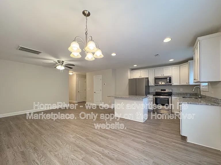 202 Beaumont Cir — Photo 4