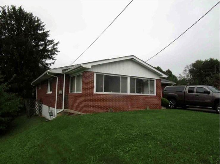 2nd image of 101 Crestview Dr