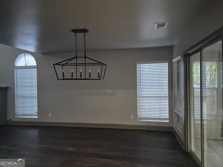 1020 Hampton Hill Ct — Photo 14