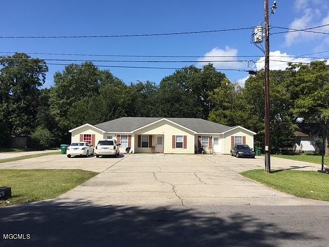 1st image of 2911 N 22nd Ave
