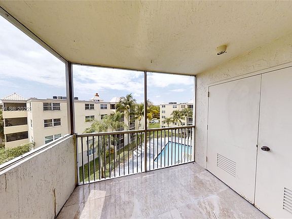 2nd image of 8255 Lake Dr APT 503
