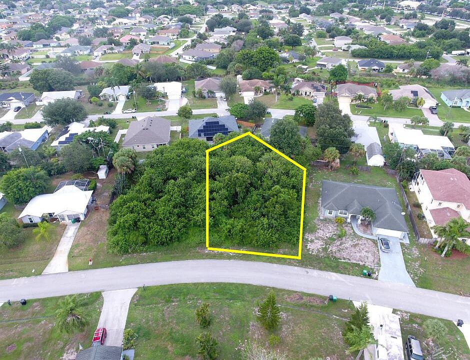 2nd image of 857 SW Haas Avenue