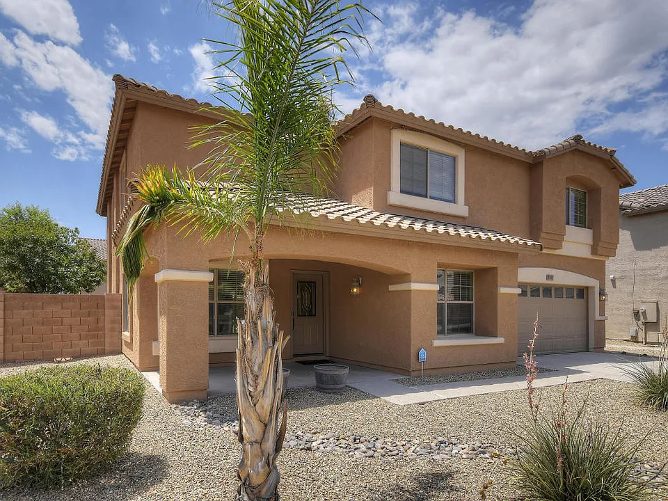 2915 W Carson Rd