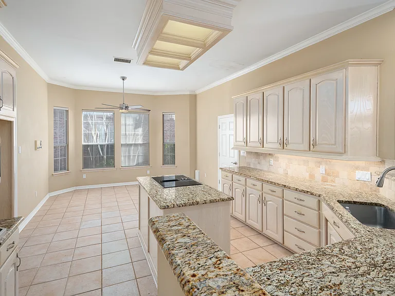 2700 Trophy Dr — Photo 19