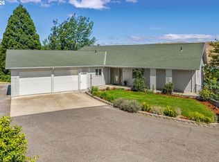 3035 E 12th St, The Dalles, OR 97058