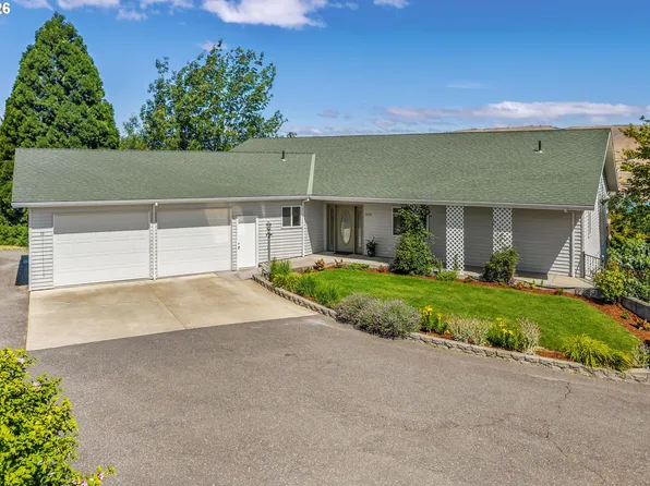 3035 E 12th St, The Dalles, OR 97058