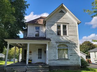 1340 S Riverside Ave, Saint Clair, MI 48079