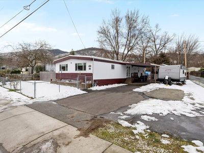 1002 Talent Ave, Talent, OR, 97540