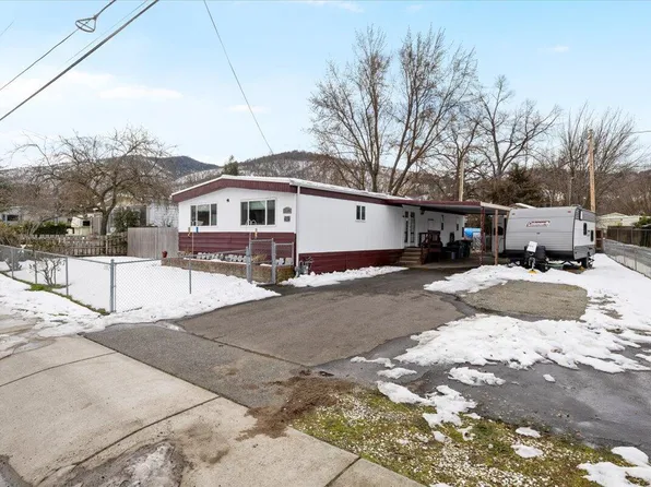 1002 Talent Ave, Talent, OR 97540