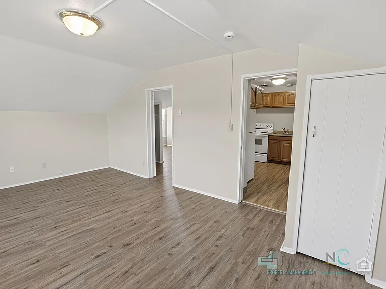 400 N Holladay Dr — Photo 11