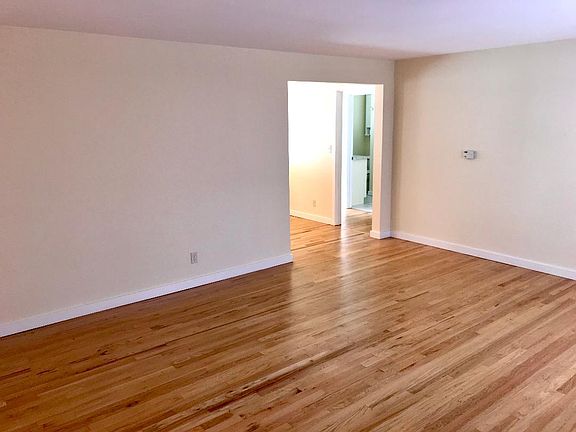 4th image of 3648 34th Ave W #B