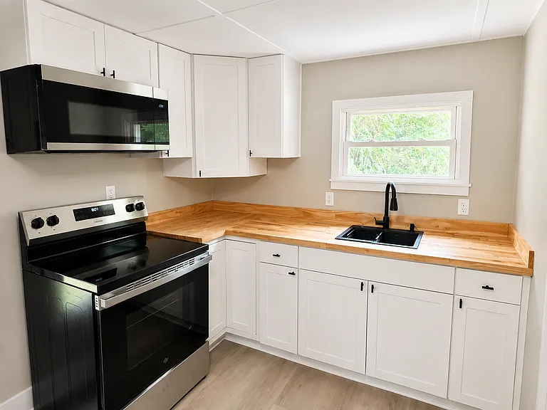 396 Damascus Church Rd — Photo 3