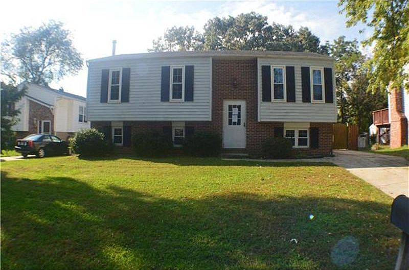 1st image of 105 Old Farm Ct
