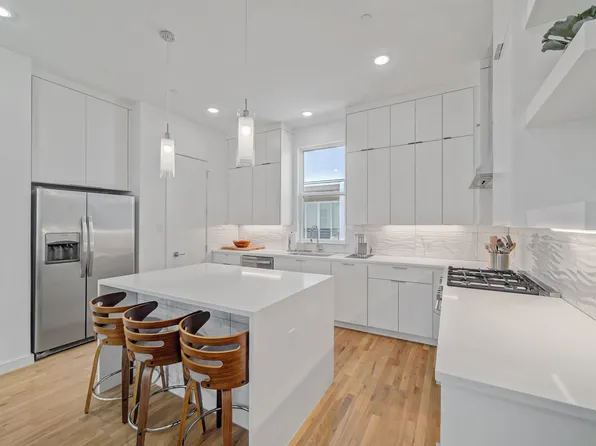 1510 N Washington Ave #102, Dallas, TX 75204