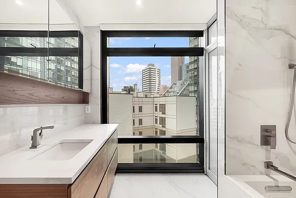 Rented by Compass | media 7