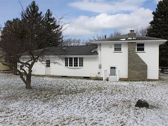 2nd image of 101 Hillside Dr